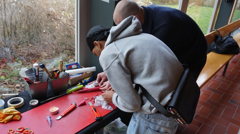 2024-12-16 Kerzenziehen Neumatt (35)