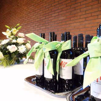 Freiwilligenfest_2023_Tische_Wein